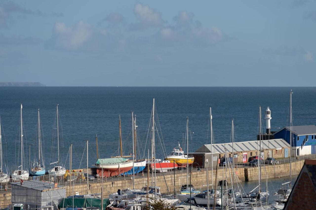 Stunning Views Over Mounts Bay With Balcony Penzance Exterior foto